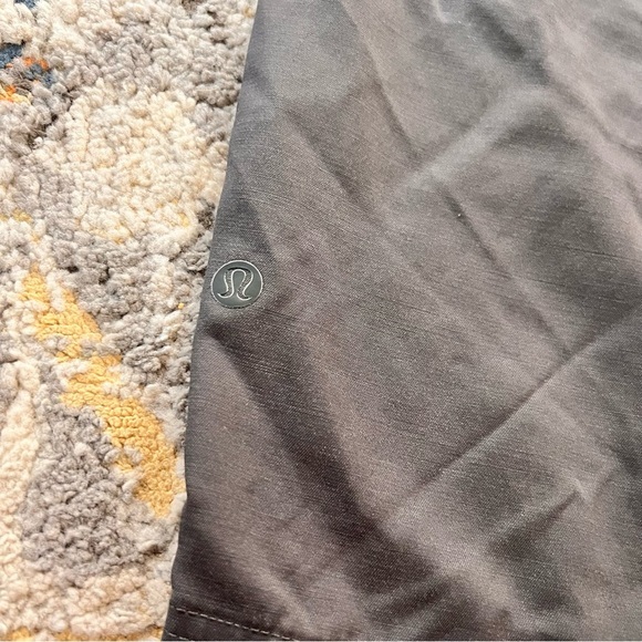 LULULEMON Commission Short 9" Gray Size 30‎ - Picture 6 of 9